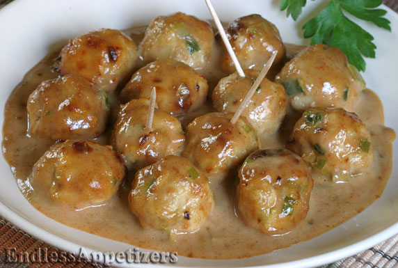 Chicken Satay Meatballs with Peanut Sauce